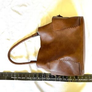 Beautiful Brown Leather Shoulder Bag Clean Perfect